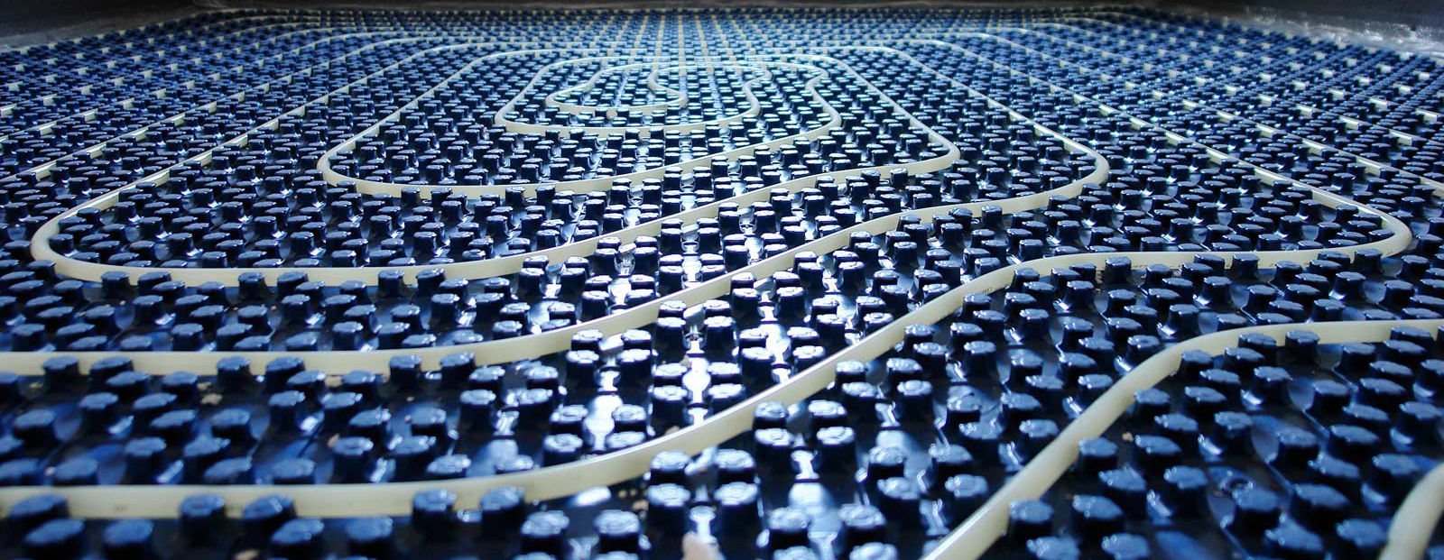 Wand- und Fußbodenheizung